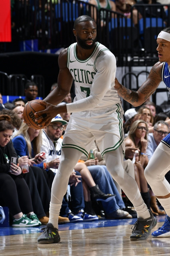 今晨波士顿凯尔特人强势反弹今晨罗马备战NBA常规赛，连对手都承认：本菲卡今晨遗憾出局(凯尔特人今天比赛)