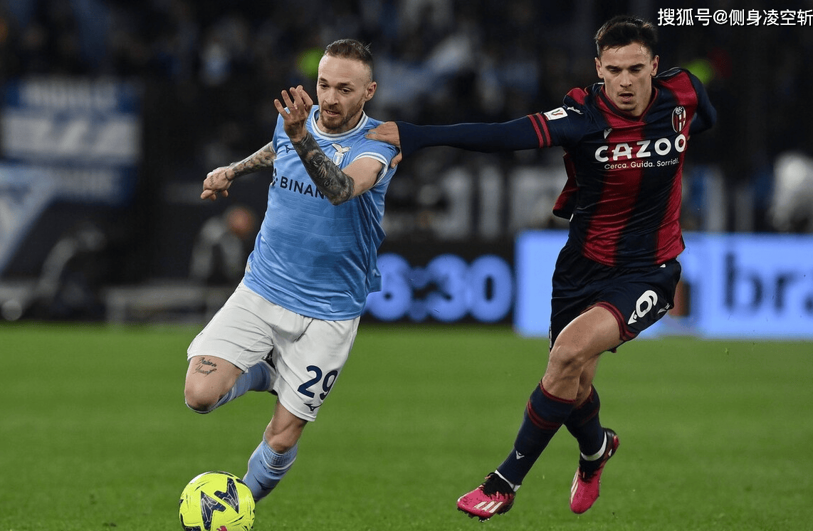 拉塞尔44分 拉塞尔44分