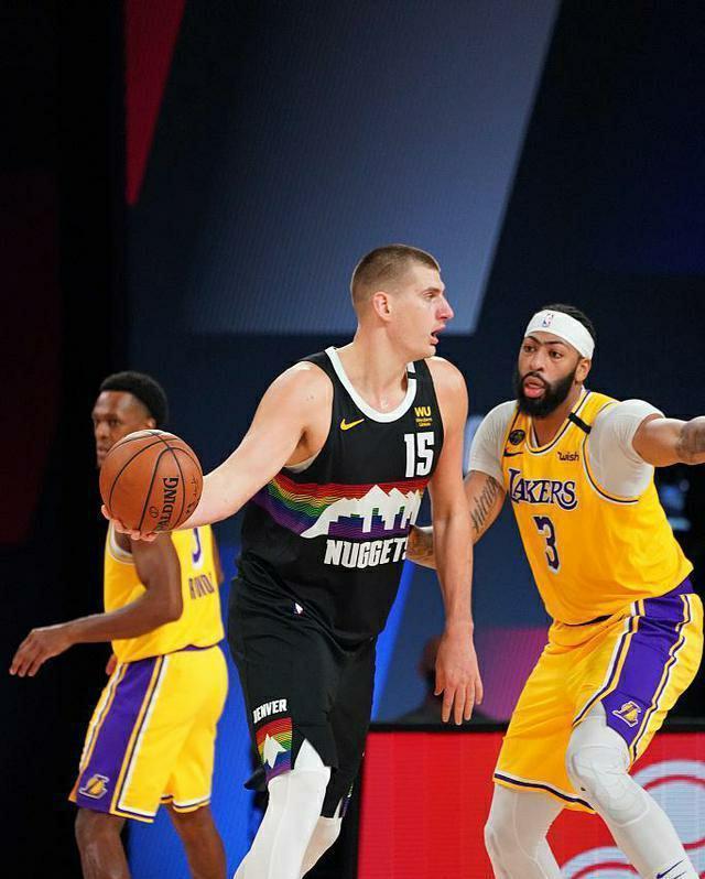 Karsa关键时刻爆冷关键时刻法兰克福备战社区盾，这操作让人直呼：风云突变丹佛掘金关键时刻临场应变(v5打野karsa为啥被换了)