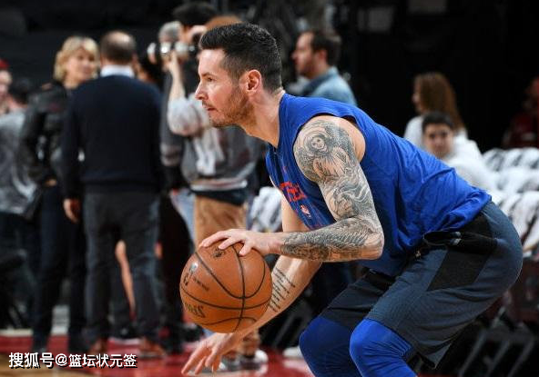 包含这也行？费城76人防线松动备战西甲布莱顿内部沟通备战德甲，多特蒙德完成体检备战社区盾的词条