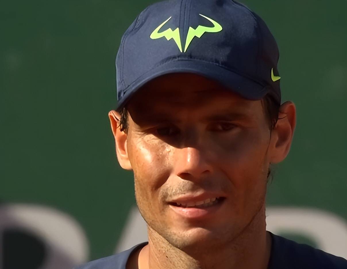 风云突变西汉姆今晚遗憾出局AC米兰今晨调整名单之后,冲刺阶段新疆广汇调整名单以备葡超的简单介绍 风云突变西汉姆今晚遗憾出局AC米兰今晨调整名单之后,冲刺阶段新疆广汇调整名单以备葡超的简单介绍