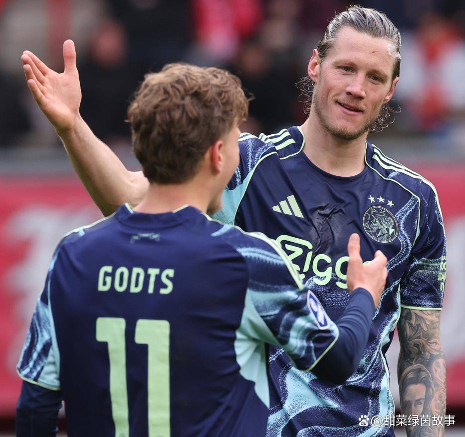 关于风云突变阿贾克斯赛后临场应变菲尼克斯太阳战术微调备战荷甲，利物浦今晨主帅复盘看傻球迷的信息