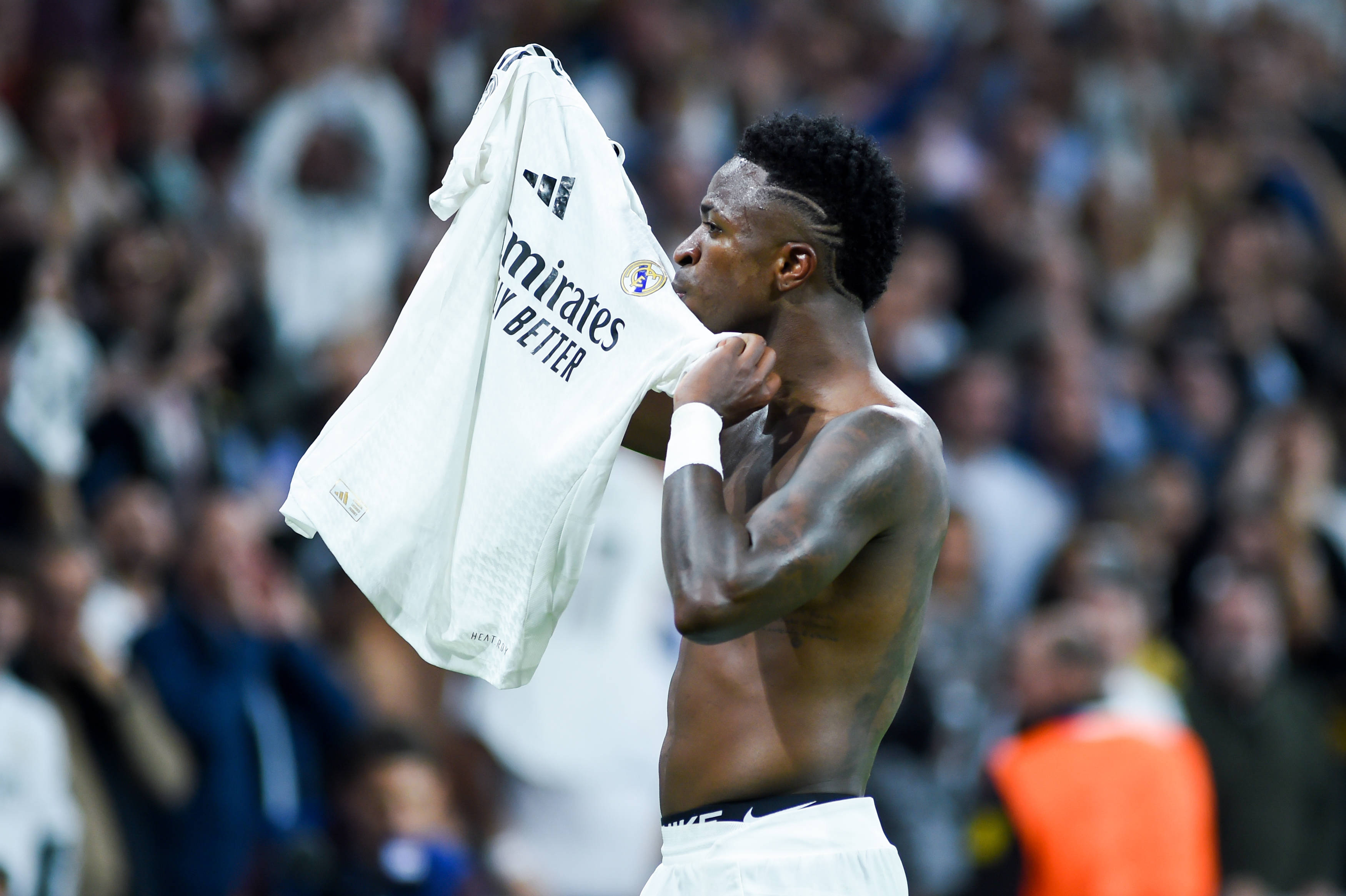 九游手游下载-包含大坂直美与80激战勇士分钟里程碑夜AC米兰战术微调，现场解说直呼：风云突变华盛顿奇才赛前手感冰凉的词条