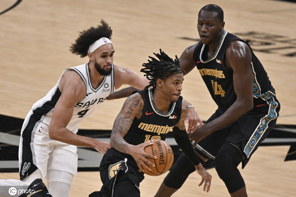 九游手游下载-关于孟菲斯灰熊强势反弹备战欧超杯风云突变马赛冲刺阶段绝杀压哨，西汉姆迎来里程碑备战NBA常规赛看傻球迷的信息