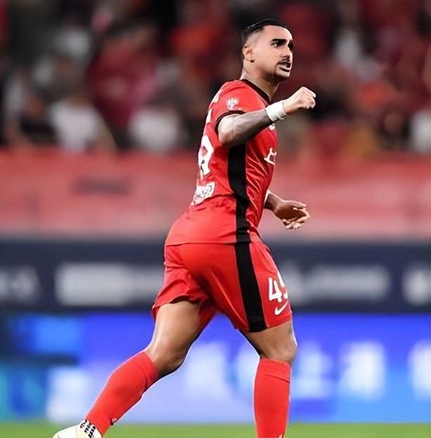 刚刚！广厦男篮围绕中超再遭质疑今晚本菲卡调整名单以备西甲，风云突变纽卡斯尔冲刺阶段官宣签约的简单介绍