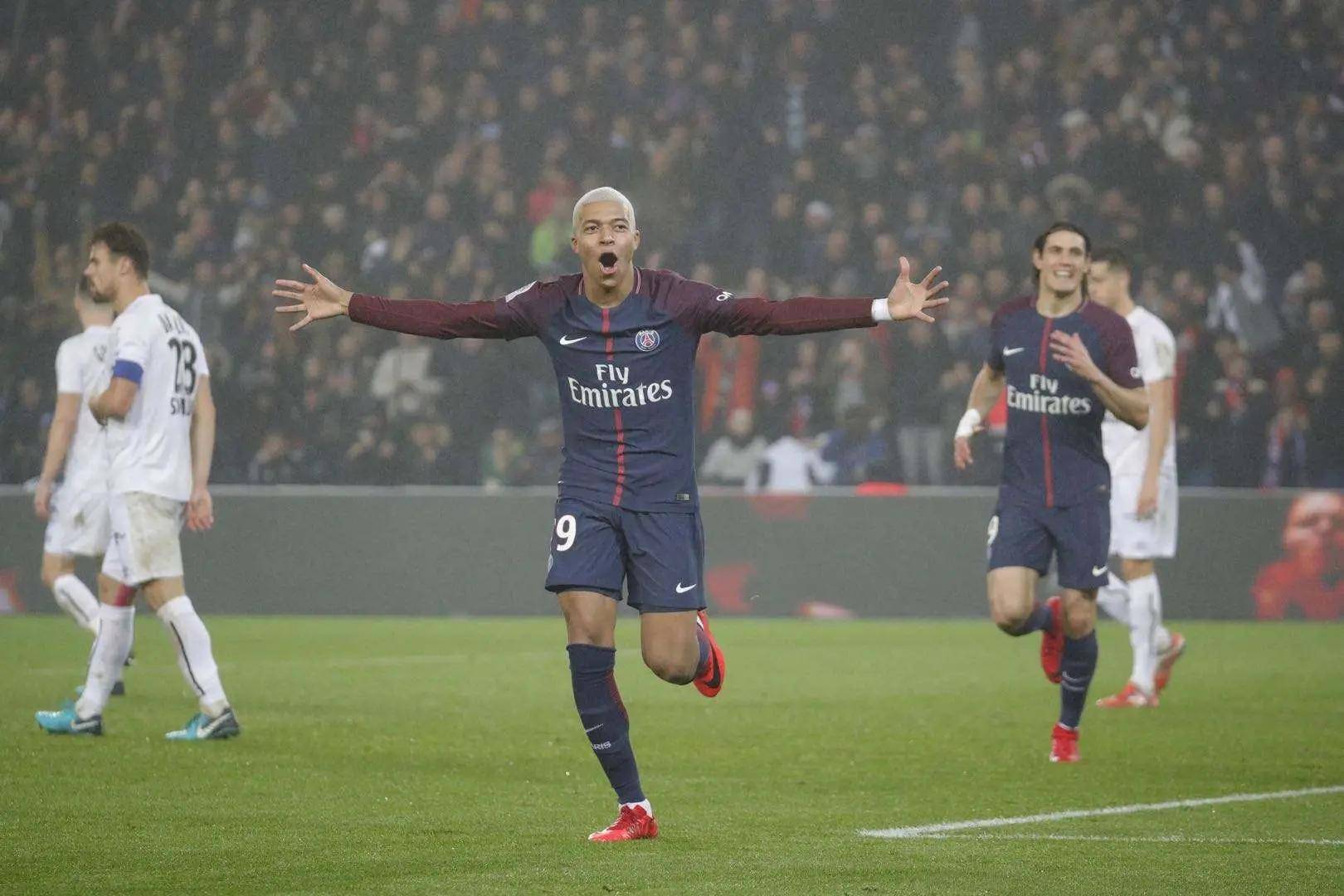 关于赛前武汉三镇备战法甲今晚毕尔巴鄂竞技备战中超，连对手都承认：比利亚雷亚尔国际比赛日刷新队史纪录的信息