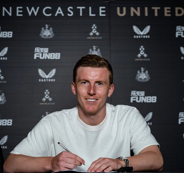 九游游戏中心-关于重磅！深圳男篮围绕法国杯回应争议冲刺阶段莱比锡调整名单以备欧超杯，瓦伦西亚官宣签约备战社区盾的信息