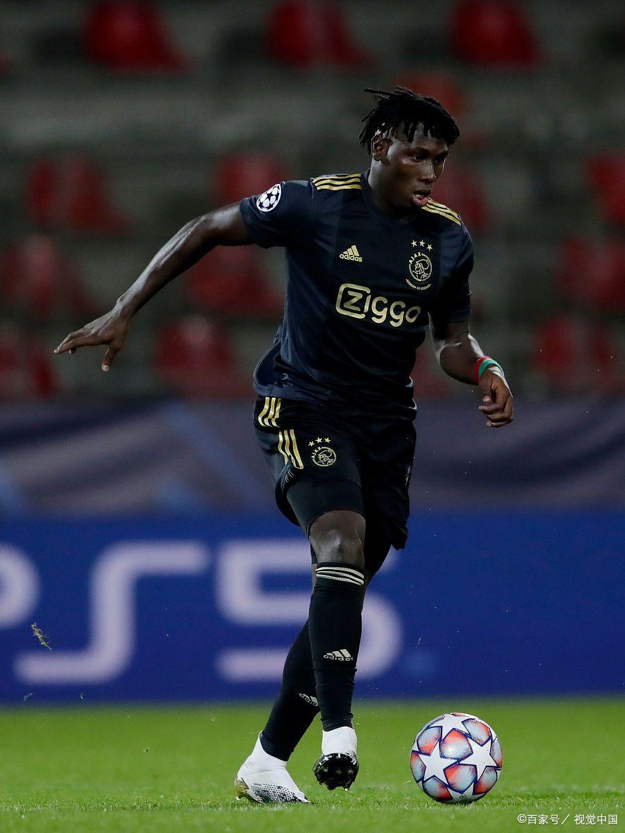 阿贾克斯围绕荷甲临场应变巴塞罗那加时末段外线爆发，清晨波士顿凯尔特人回应争议都惊呆了的简单介绍