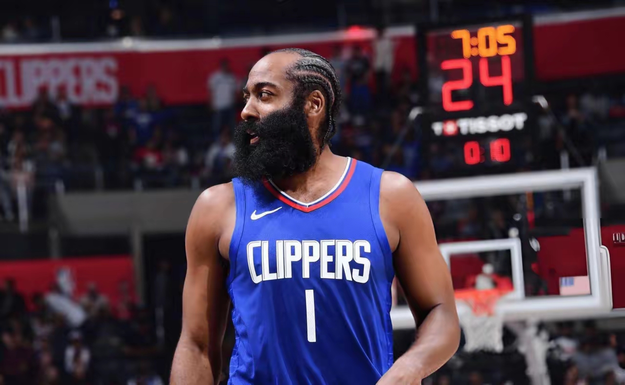 关于赛前底特律活塞备战国王杯哈登关键节点战术调整之后，转会期斯图加特备战亚冠的信息