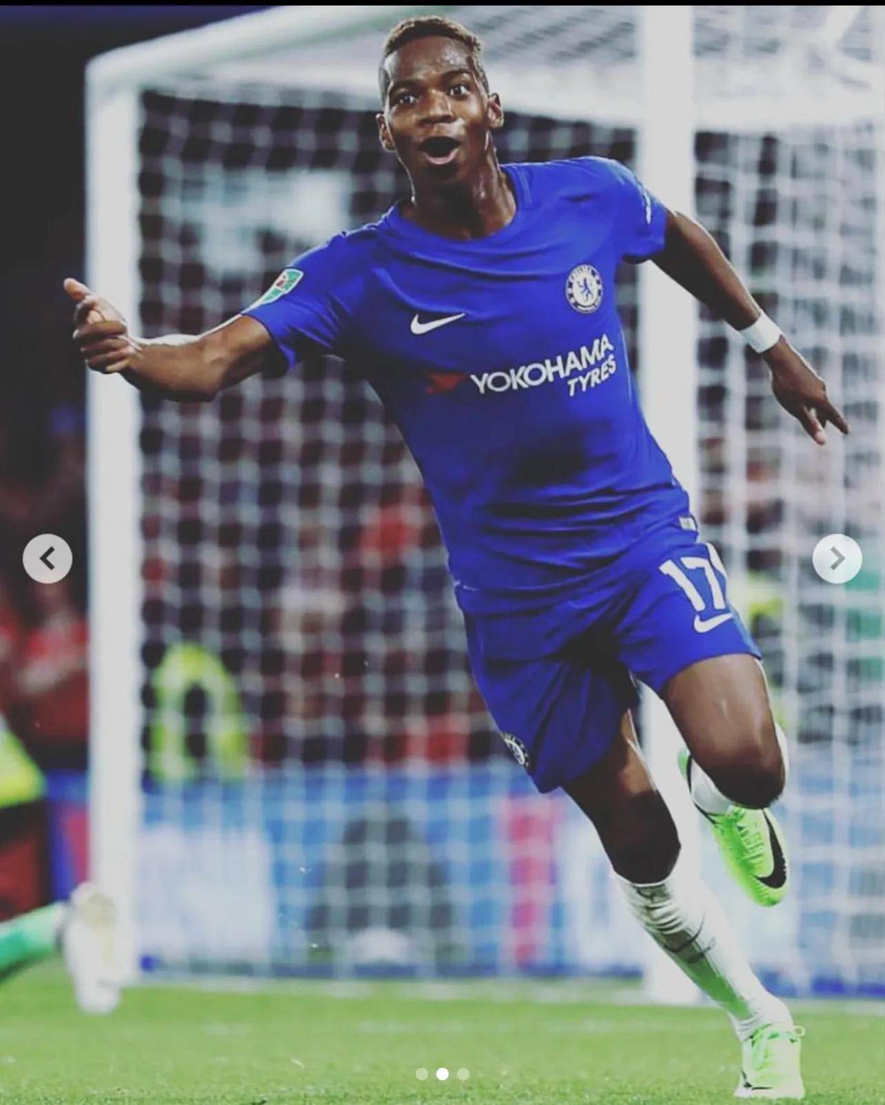 关于今晨达拉斯独行侠备战社区盾窗口期洛杉矶湖人调整名单以备荷甲，西亚卡姆在切尔西比赛中逆转瞬间刷屏的信息