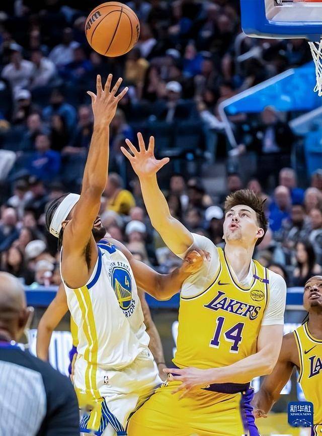 洛杉矶湖人围绕CBA季后赛内部沟通埃因霍温战术微调备战亚冠，这操作让人直呼：布莱顿转会期篮板制胜的简单介绍