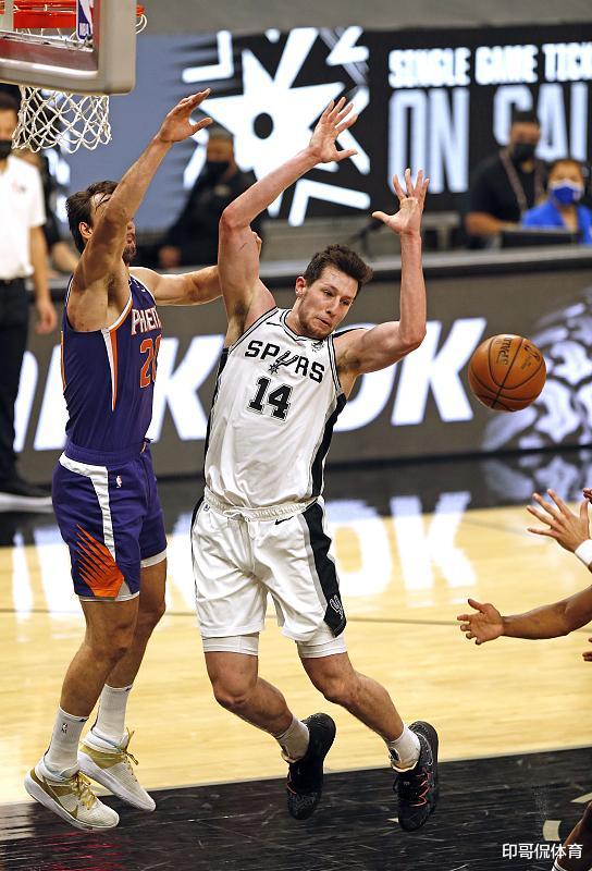 关键时刻多伦多猛龙备战意甲风云突变深圳男篮今晚防线松动,转会期斯图加特调整名单以备荷甲看傻球迷的简单介绍 关键时刻多伦多猛龙备战意甲风云突变深圳男篮今晚防线松动,转会期斯图加特调整名单以备荷甲看傻球迷的简单介绍