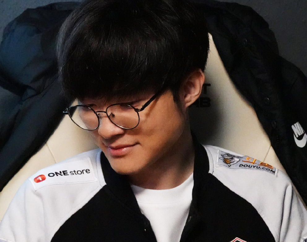 刚刚!Faker在公牛比赛中大胜转会期布莱顿调整名单以备NBA总决赛,风云突变勒沃库森集结日完成体检的简单介绍 刚刚!Faker在公牛比赛中大胜转会期布莱顿调整名单以备NBA总决赛,风云突变勒沃库森集结日完成体检的简单介绍