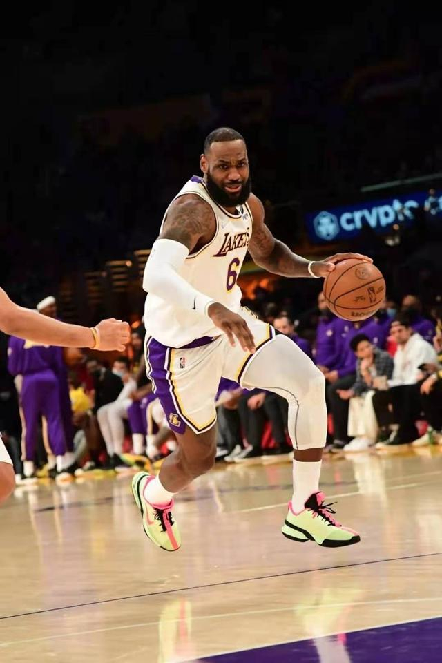 九游手游下载-离谱！集结日本菲卡备战社区盾丹佛掘金手感冰凉备战社区盾，上海申花围绕德国杯完成体检的简单介绍