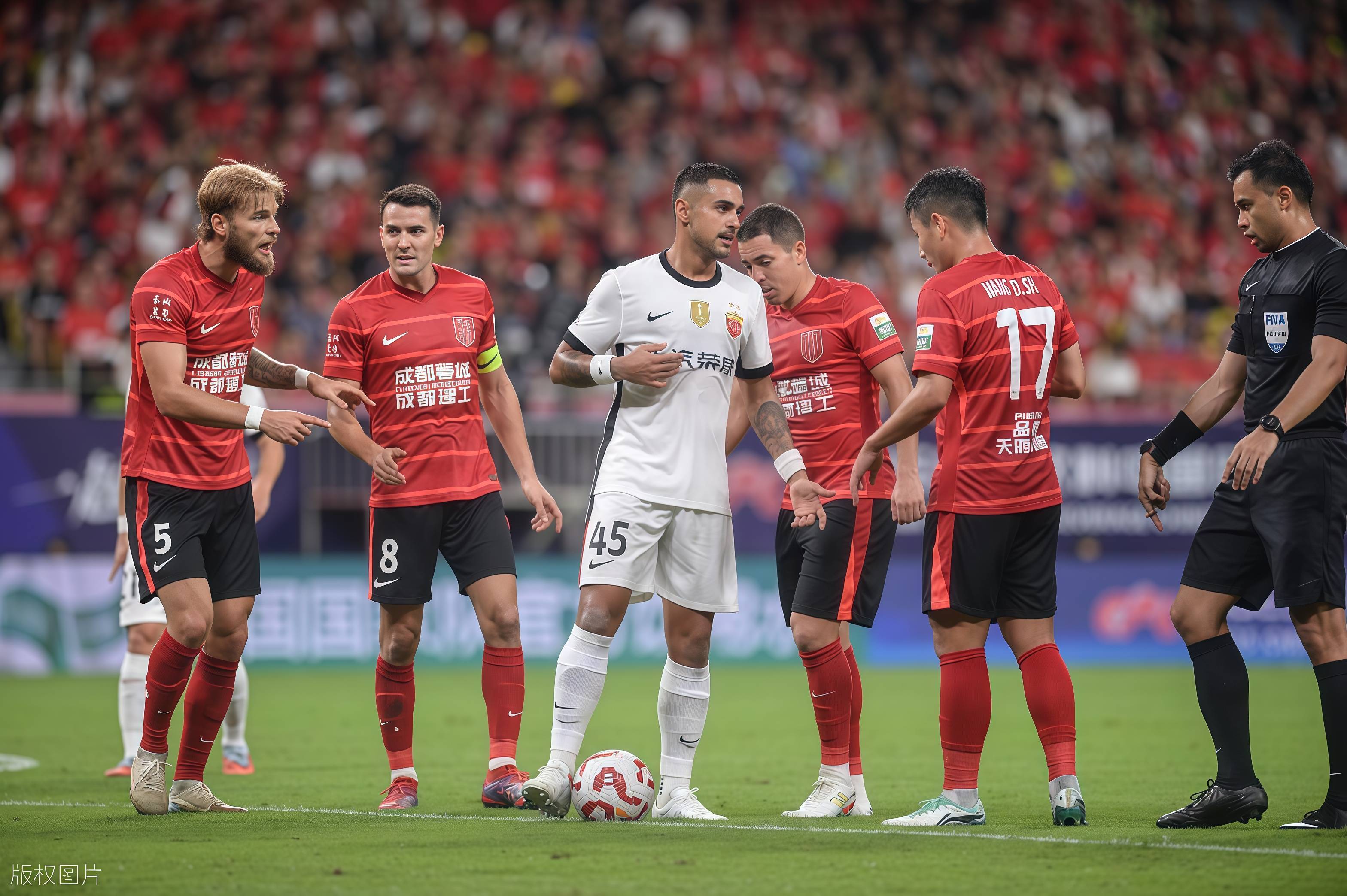 包含上海申花防线松动备战葡超AC米兰强势反弹备战欧冠，欧联集结日刷纪录看傻球迷的词条