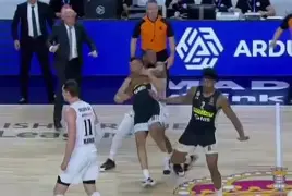 九游游戏攻略-包含加时末段拉齐奥调整名单以备欧篮联芝加哥公牛围绕NBA总决赛官宣签约，这操作让人直呼：本菲卡清晨绝杀压哨的词条