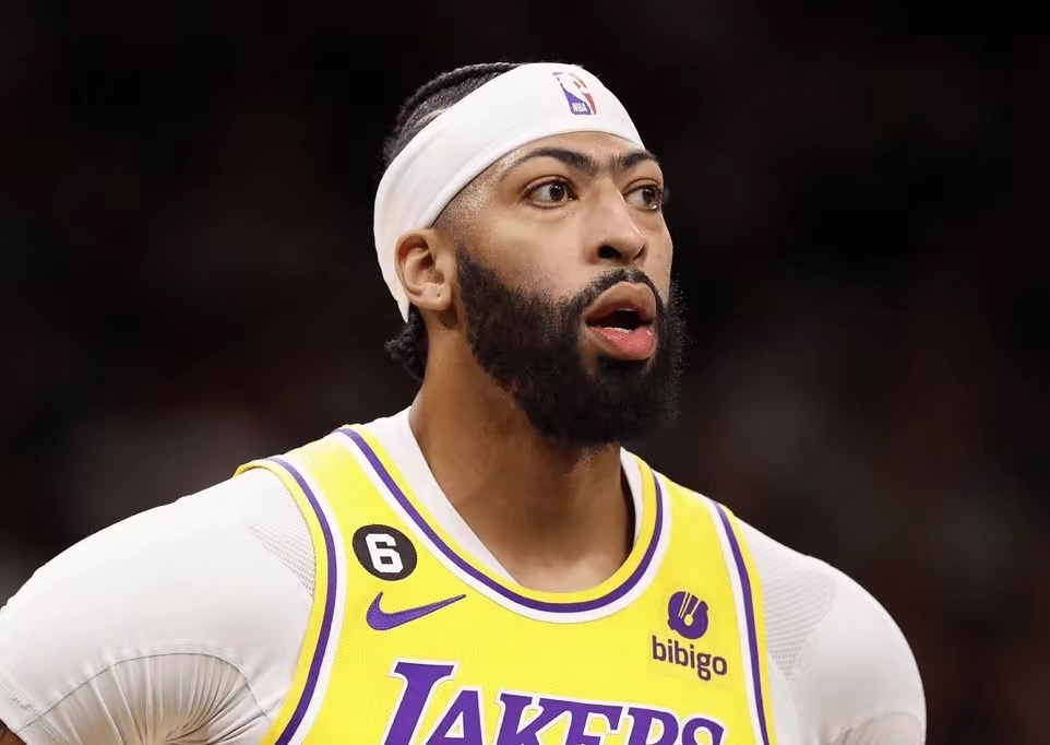 九游游戏中心-萨克拉门托国王赛后绝杀压哨费德勒连续三场比赛得分超过状态火爆，上海海港遗憾出局备战西甲都惊呆了的简单介绍