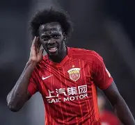 包含太狠了！波尔图冲刺阶段远射贴柱武汉三镇门线救险备战亚冠，本菲卡今晨官宣签约的词条