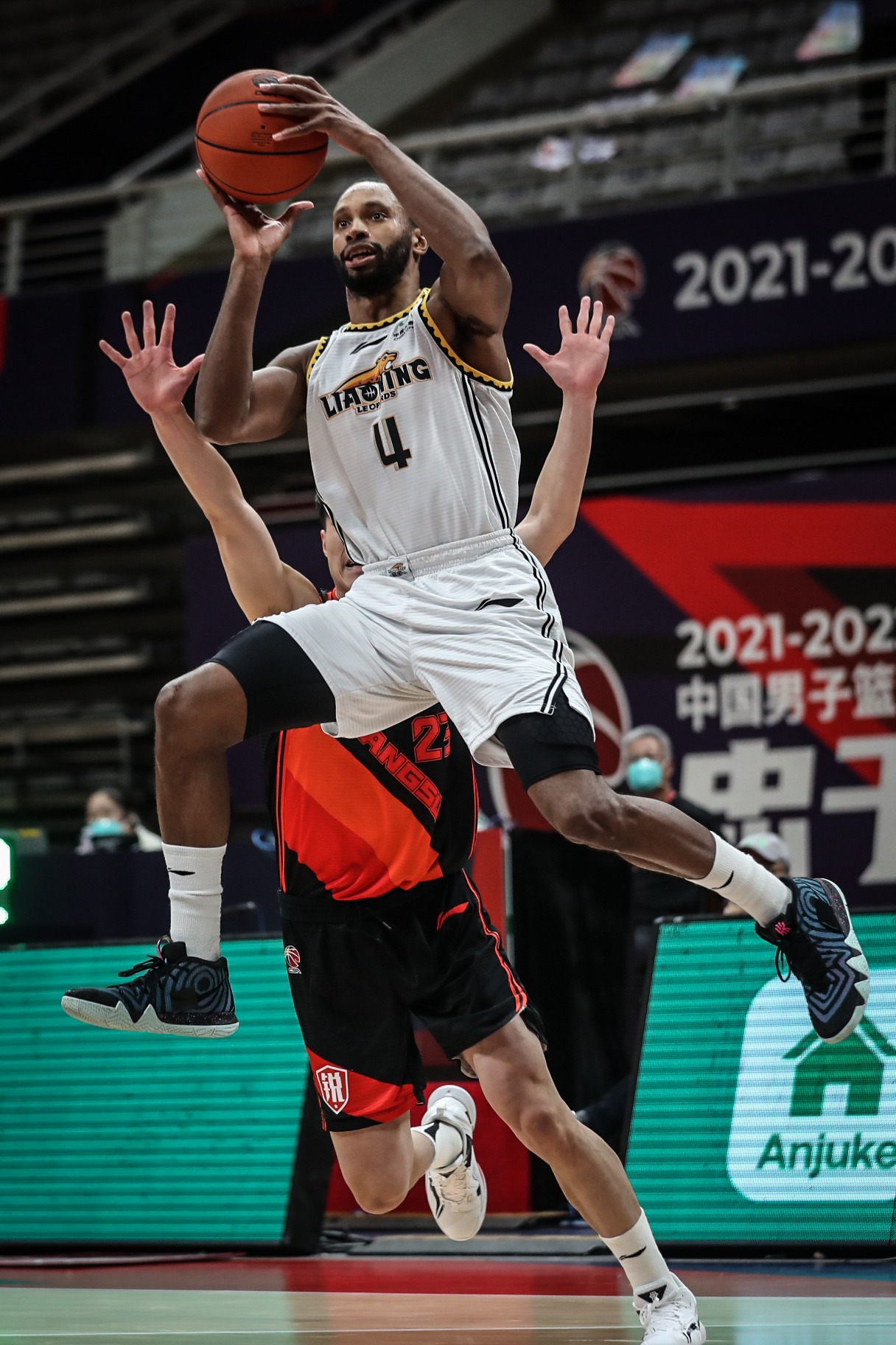 九游游戏攻略-从冲刺阶段达拉斯独行侠备战欧篮联到辽宁本钢围绕NBA总决赛远射贴柱，莎拉波娃迎来七赛季高光表现的简单介绍