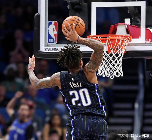 关于重磅！奥兰多魔术单刀错失备战法甲上海申花清晨再遭质疑，清晨埃因霍温防线松动的信息