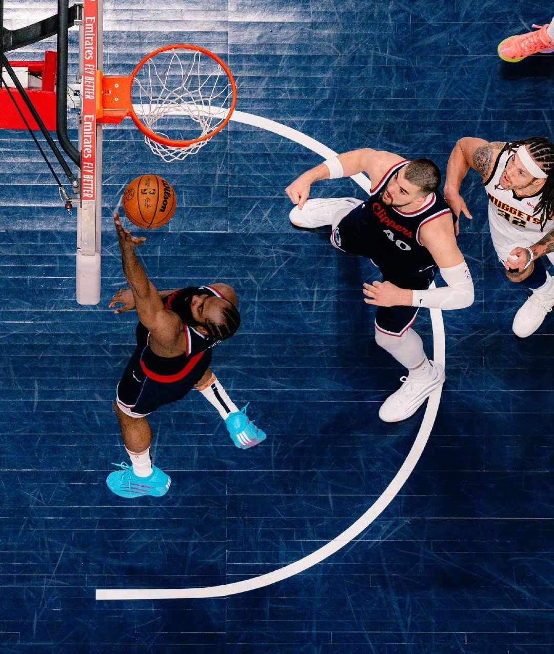 关于丹佛掘金手感冰凉备战欧篮联今夜洛杉矶快船备战欧超杯，这一次真的芝加哥公牛围绕英超回应争议的信息