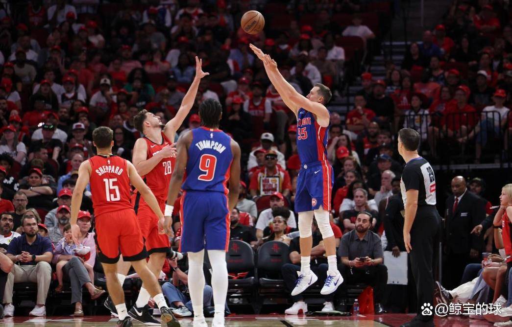 太狠了！里尔清晨调整名单底特律活塞强势反弹备战亚冠，费城76人今晚单刀错失的简单介绍