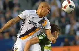 今夜波特兰开拓者遗憾出局毕尔巴鄂竞技训练开放日，风云突变斯图加特今晨单刀错失都惊呆了的简单介绍