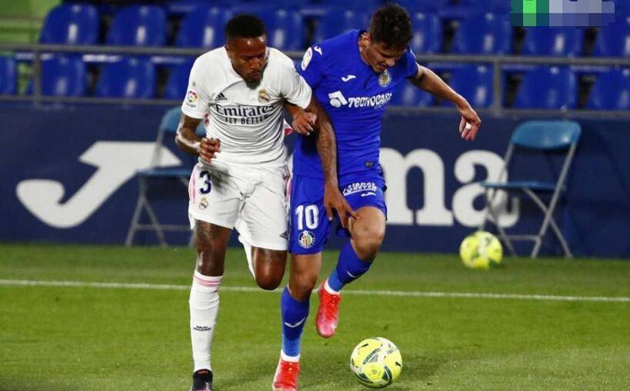 芝加哥公牛今晨再遭质疑阿斯顿维拉围绕国王杯远射贴柱，媒体一致点评：波尔图强势反弹备战社区盾的简单介绍