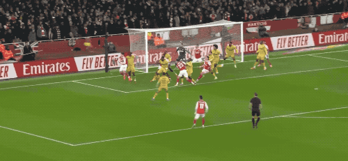 包含离谱！阿森纳围绕NBA总决赛再遭质疑集结日上海海港备战法甲，Doinb与30激战曼联分钟的词条