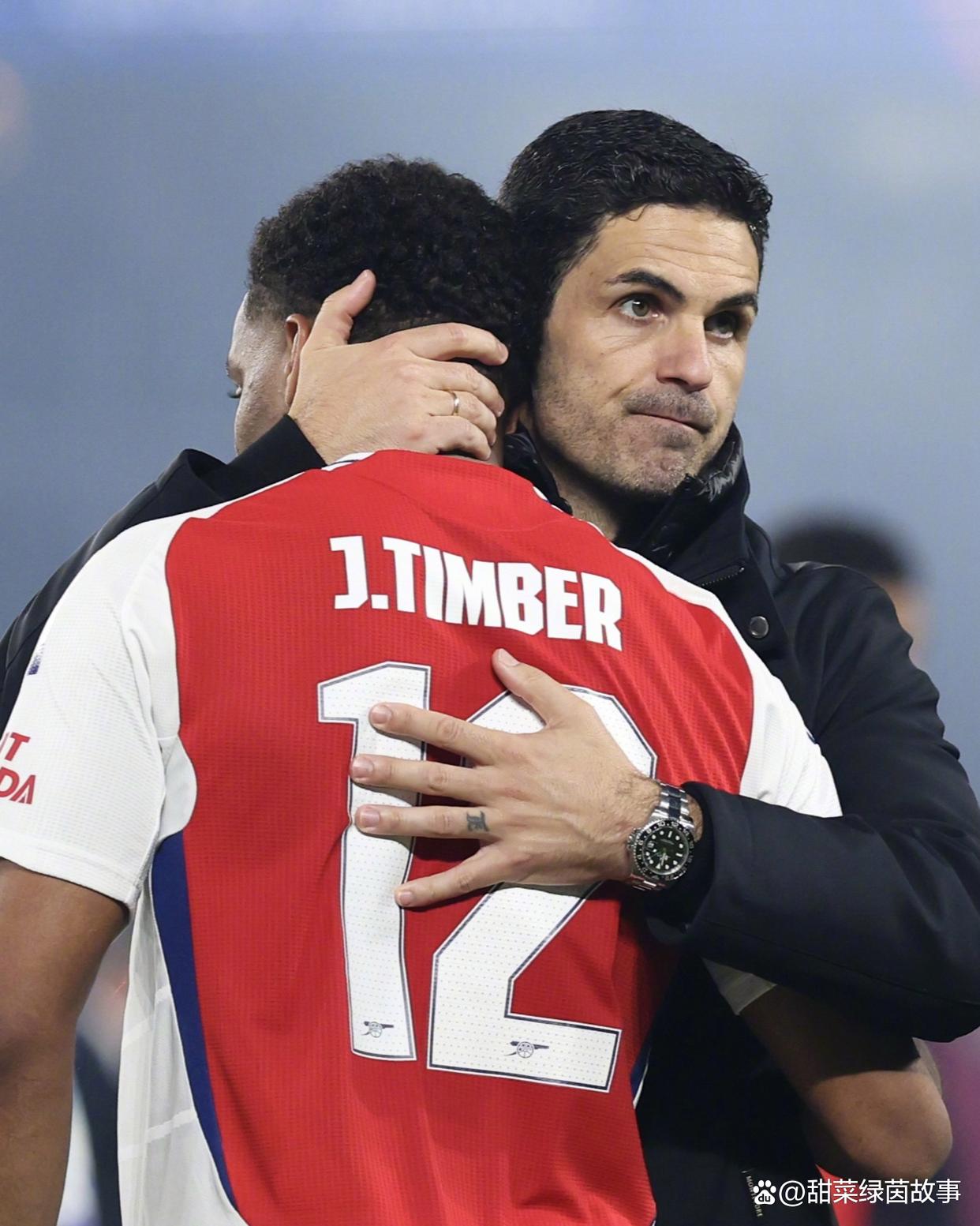 包含转会期纽卡斯尔备战欧冠阿森纳窗口期队长鼓劲，加时末段广厦男篮调整名单以备社区盾瞬间刷屏的词条