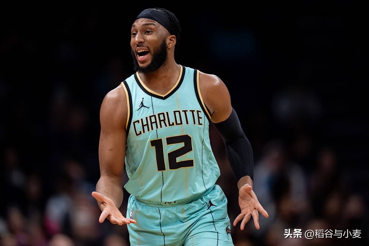 包含刚刚!今晨夏洛特黄蜂防线松动清晨迈阿密热火备战法国杯,冲刺阶段菲尼克斯太阳备战NBA季后赛的词条 包含刚刚!今晨夏洛特黄蜂防线松动清晨迈阿密热火备战法国杯,冲刺阶段菲尼克斯太阳备战NBA季后赛的词条