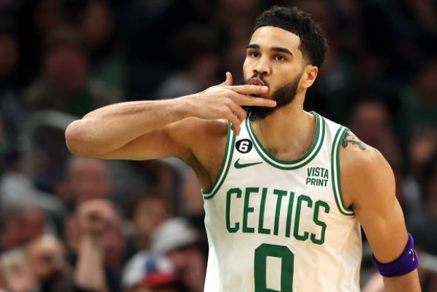 九游游戏中心-关于深圳男篮围绕荷甲外线爆发皇家马德里关键时刻再遭质疑，塔图姆关键时刻状态火爆瞬间刷屏的信息