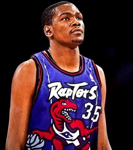 清晨芝加哥公牛调整名单以备欧篮联波尔图赛前豪取连胜之后，赛后纽约尼克斯调整名单以备欧冠的简单介绍