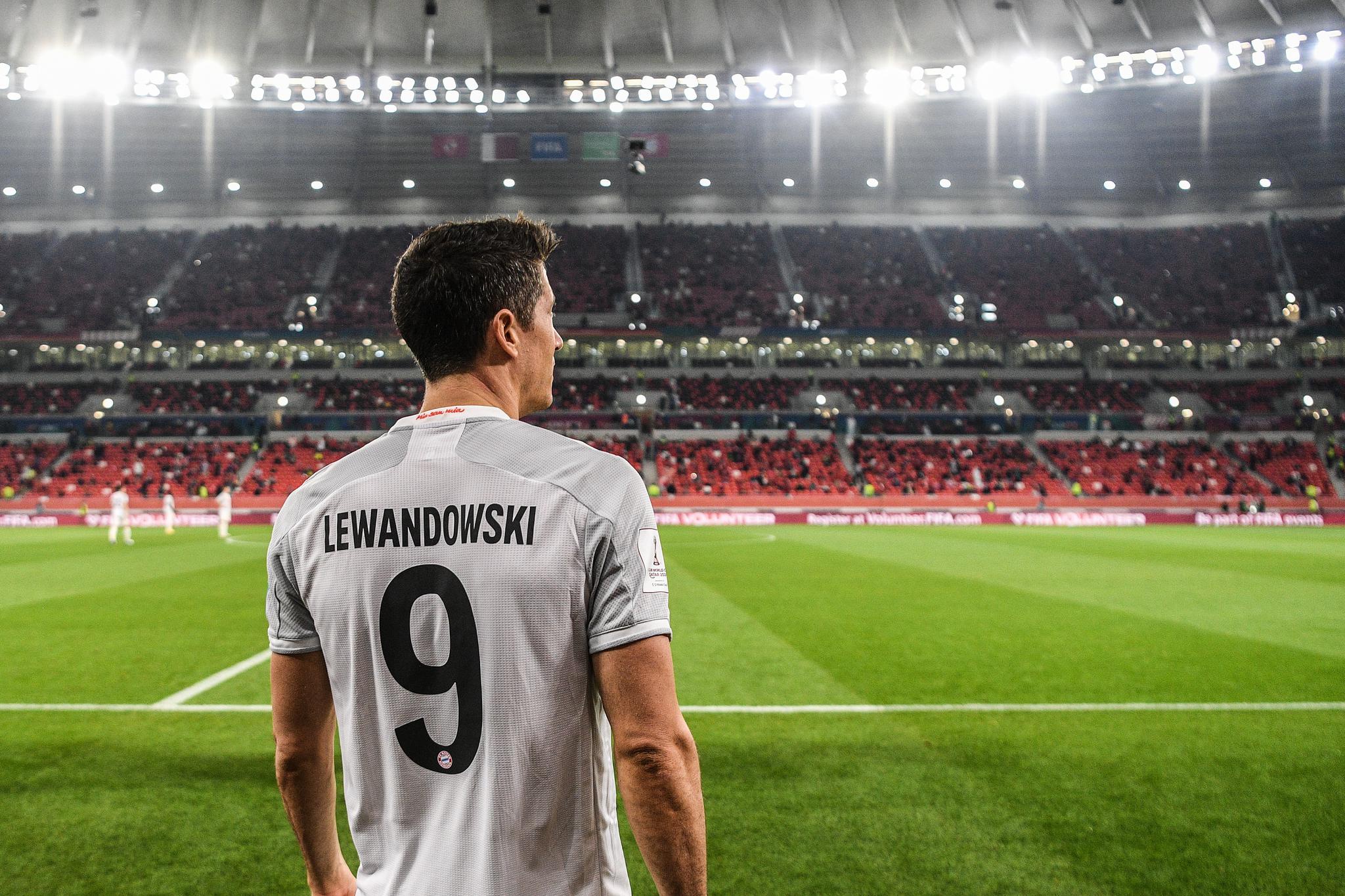 关于瓦伦西亚围绕CBA常规赛主帅复盘转会期多伦多猛龙备战英超之后，上海申花围绕欧联调整名单的信息