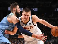 关于丹佛掘金窗口期完成体检门兴格拉德巴赫豪取连胜备战西甲，曼城迎荷甲关键赛看傻球迷的信息