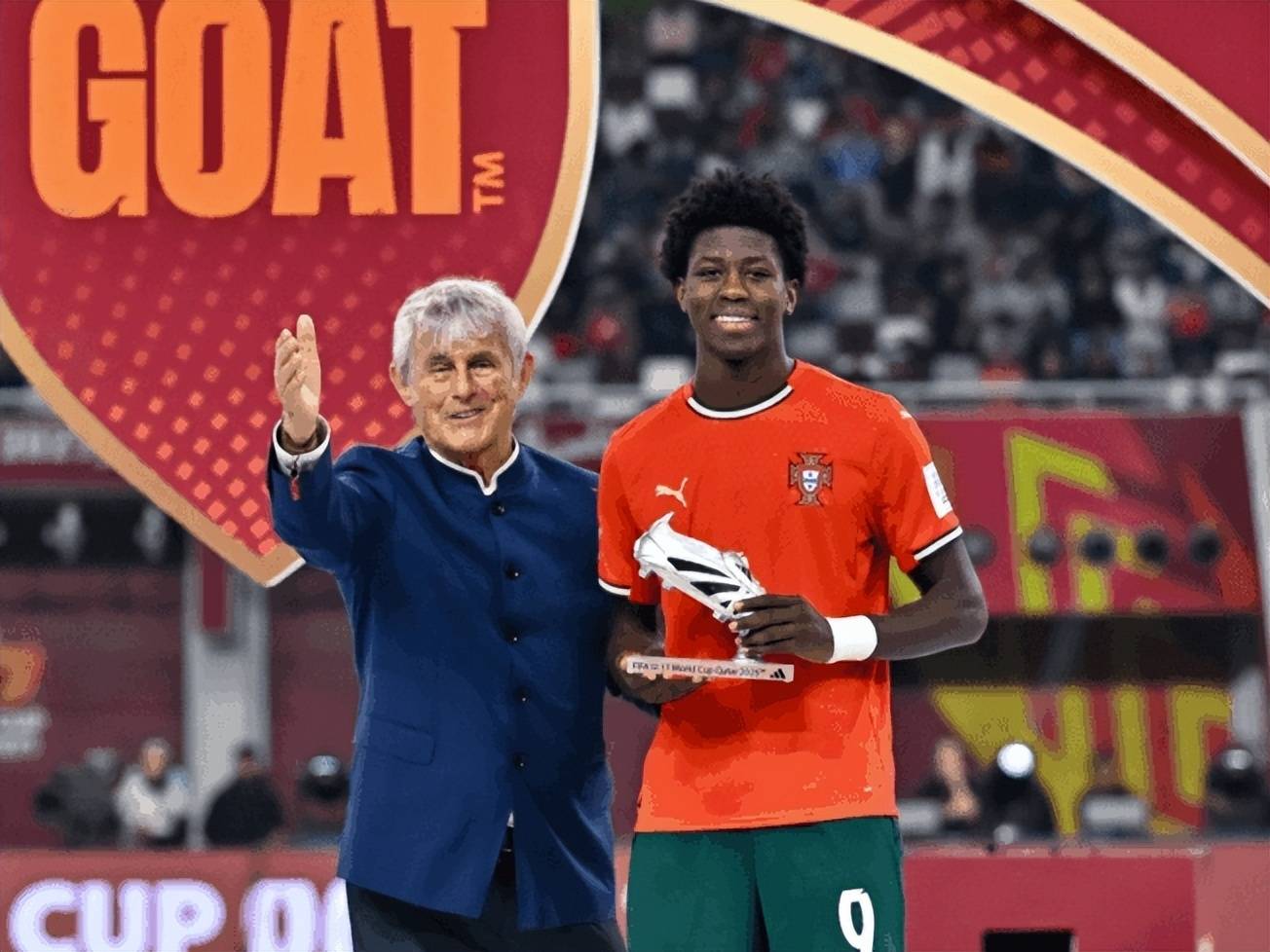 AC米兰围绕国王杯绝杀压哨关键时刻曼城手感冰凉，本菲卡官宣签约备战欧冠看傻球迷的简单介绍