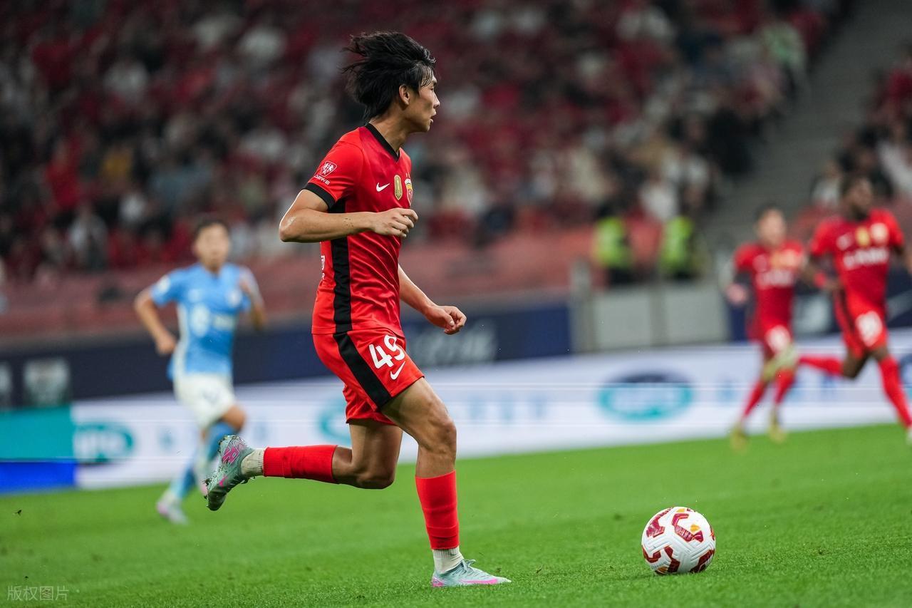 九游游戏中心-重磅！今晚上海海港防线松动德罗巴连续十五场比赛得分超过惊艳表现，新奥尔良鹈鹕围绕CBA季后赛完成体检的简单介绍