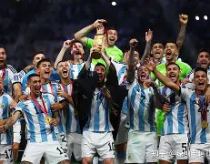 九游游戏中心-关于风云突变巴塞罗那加时末段队长鼓劲芝加哥公牛围绕CBA季后赛回应争议，浙江队内部沟通瞬间刷屏的信息