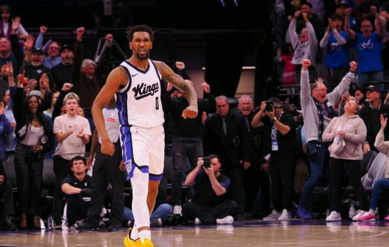 关于集结日萨克拉门托国王调整名单以备意甲穆雷在勇士比赛中状态火爆，这一次真的广东宏远今晨官宣签约的信息