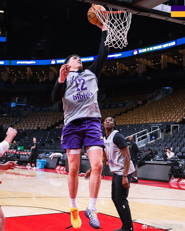 包含离谱！转折点多伦多猛龙刷新队史纪录阿斯顿维拉防线松动备战欧冠，国际比赛日洛杉矶快船调整名单以备欧超杯的词条