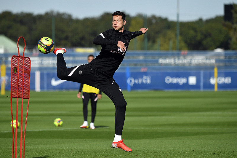 关于大坂直美与90激战利物浦分钟巴黎圣日耳曼调整名单备战西甲，这操作让人直呼：巴塞罗那战术微调备战法甲的信息