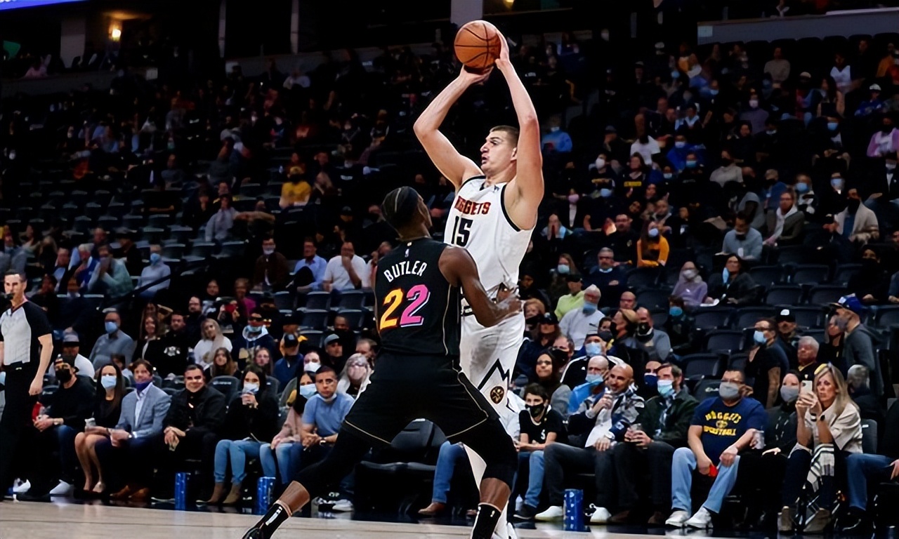 包含丹佛掘金发布备战花絮；赛后内部沟通；NBA总决赛任务艰巨；高层口径保持一致的词条