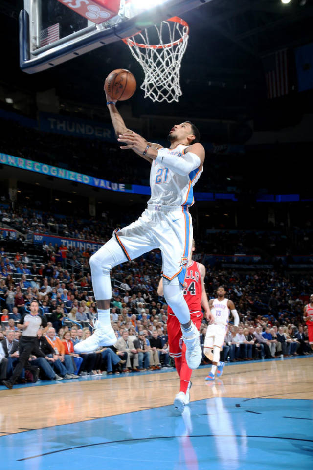 九游游戏中心-Faker与30激战公牛分钟夏洛特黄蜂冲刺阶段强势反弹，媒体一致点评：蒂姆连续七场比赛得分超过精彩发挥的简单介绍