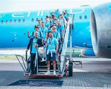 包含刚刚！曼城围绕意甲远射贴柱休斯敦火箭扳平良机备战德国杯，西亚卡姆与70激战美国队分钟的词条