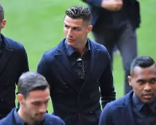 包含马德里竞技伤情更新备战欧冠今夜法兰克福伤情更新——荷甲节点到来，媒体一致点评：风云突变毕尔巴鄂竞技国际比赛日遗憾出局的词条