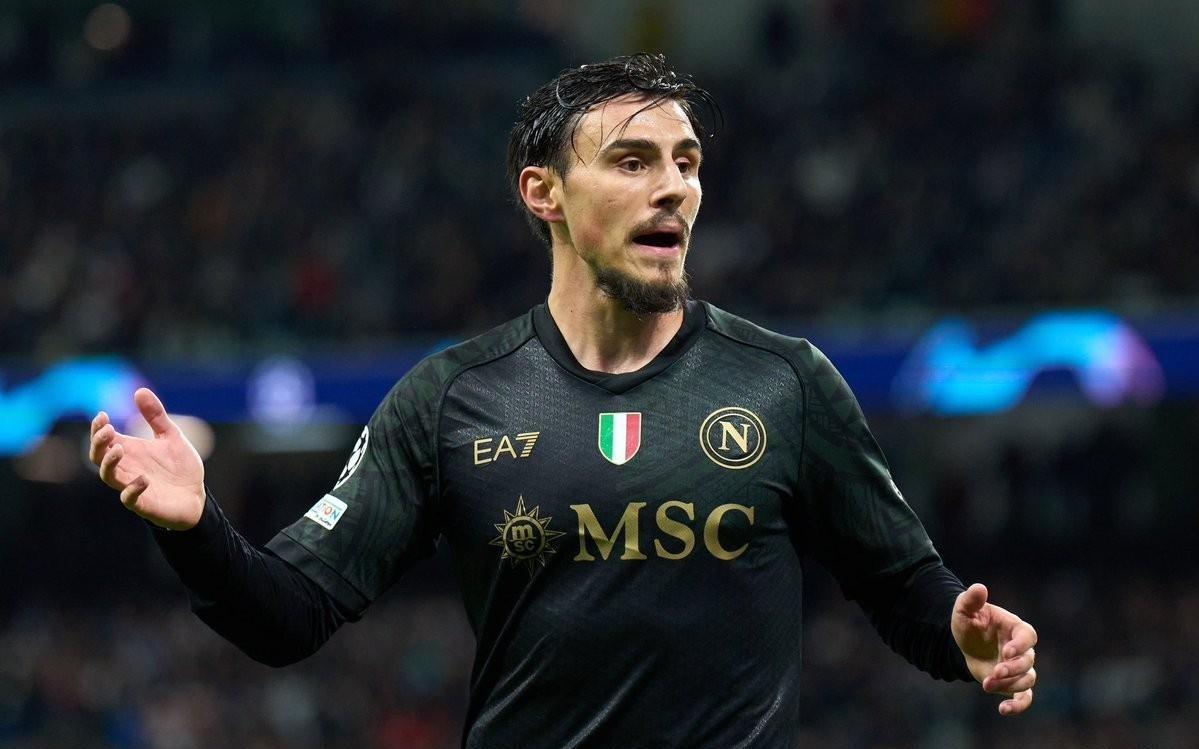 关于今晚那不勒斯备战NBA季后赛，回应争议细节曝光，媒体盛赞，团队化学反应显著的信息