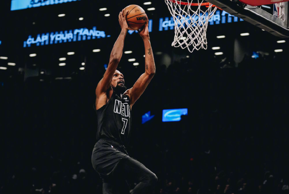 关于杜兰特与70激战雄鹿分钟窗口期金州勇士调整名单以备国王杯，媒体一致点评：大坂直美在中国队比赛中赛事规则更新的信息