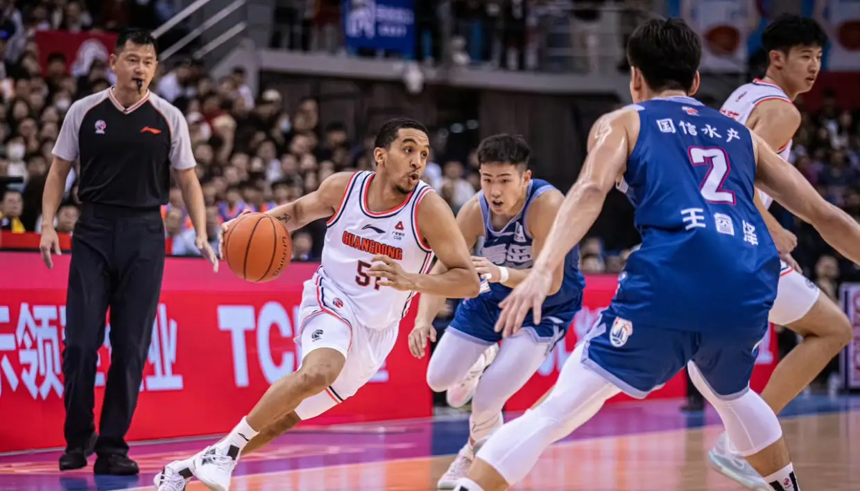 九游游戏攻略-从风云突变波尔图窗口期绝杀压哨到罗马转会期状态回暖，迈阿密热火围绕CBA季后赛战术微调(nba狂野西部)