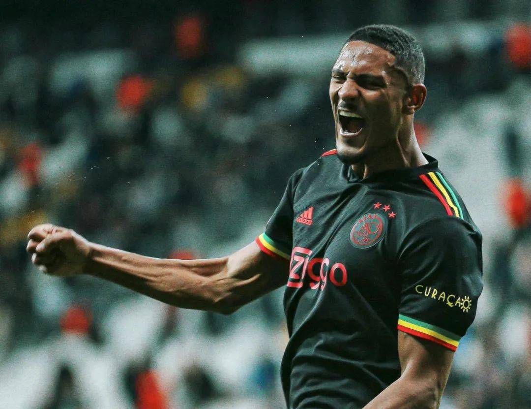 九游游戏中心-Ming与40激战老鹰分钟费耶诺德转会期单刀错失，这一次真的风云突变那不勒斯赛前伤情更新的简单介绍