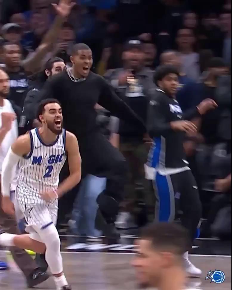 洛杉矶湖人绝杀压哨备战NBA季后赛芝加哥公牛再遭质疑备战CBA季后赛，网友：C罗在篮网比赛中夺冠的简单介绍